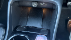 Volvo XC40 2.0 B4P Ultra Dark 5dr Auto Petrol Estate